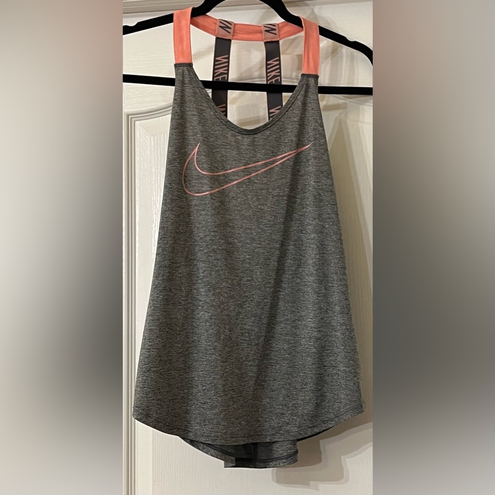 Nike Women's Gray and Pink Tank Top